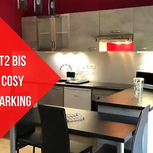 https://t2-bis-parking-cosy.hotels-rhonealpes.com